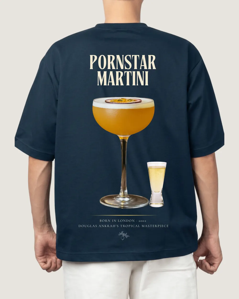 Playera Pornstar Martini, vista de espalda