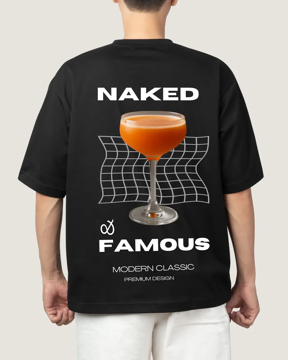 Playera Naked & Famous, vista de espalda